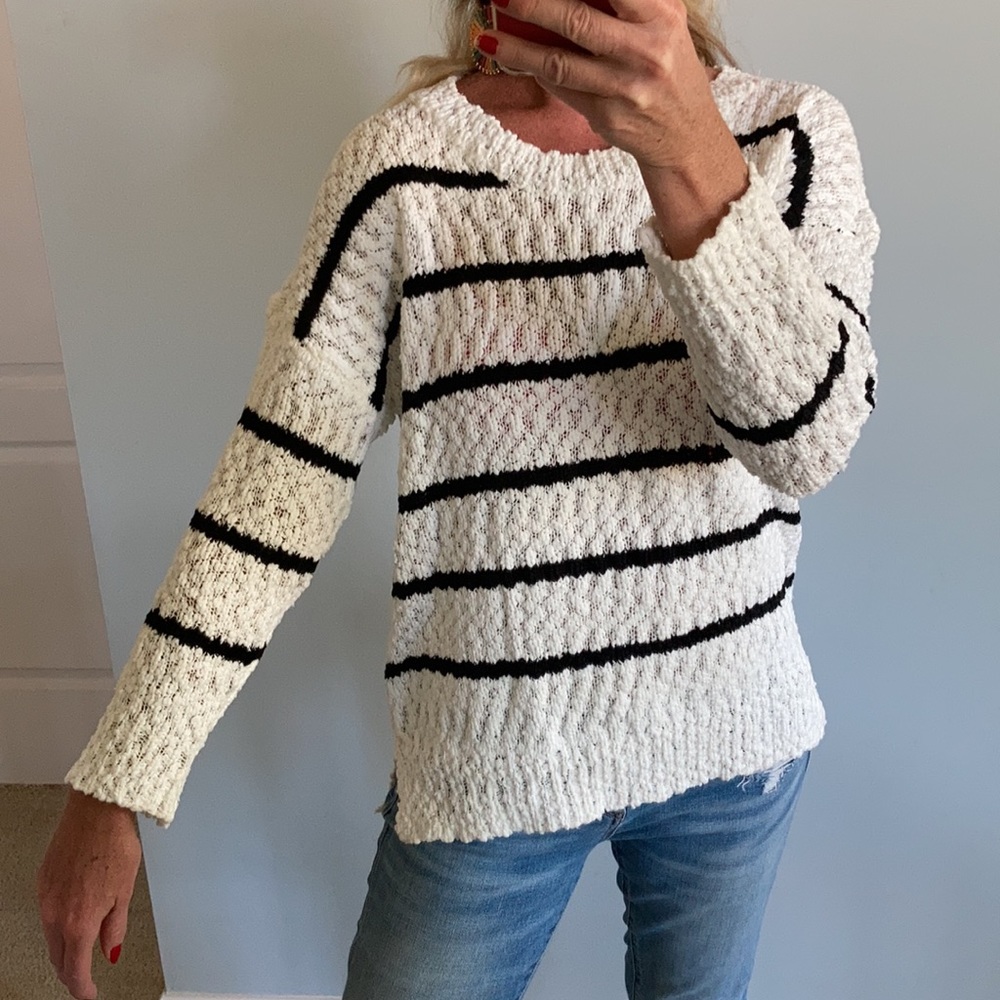 White & Black Stripe Popcorn Texture Sweater - Picture 5 of 7